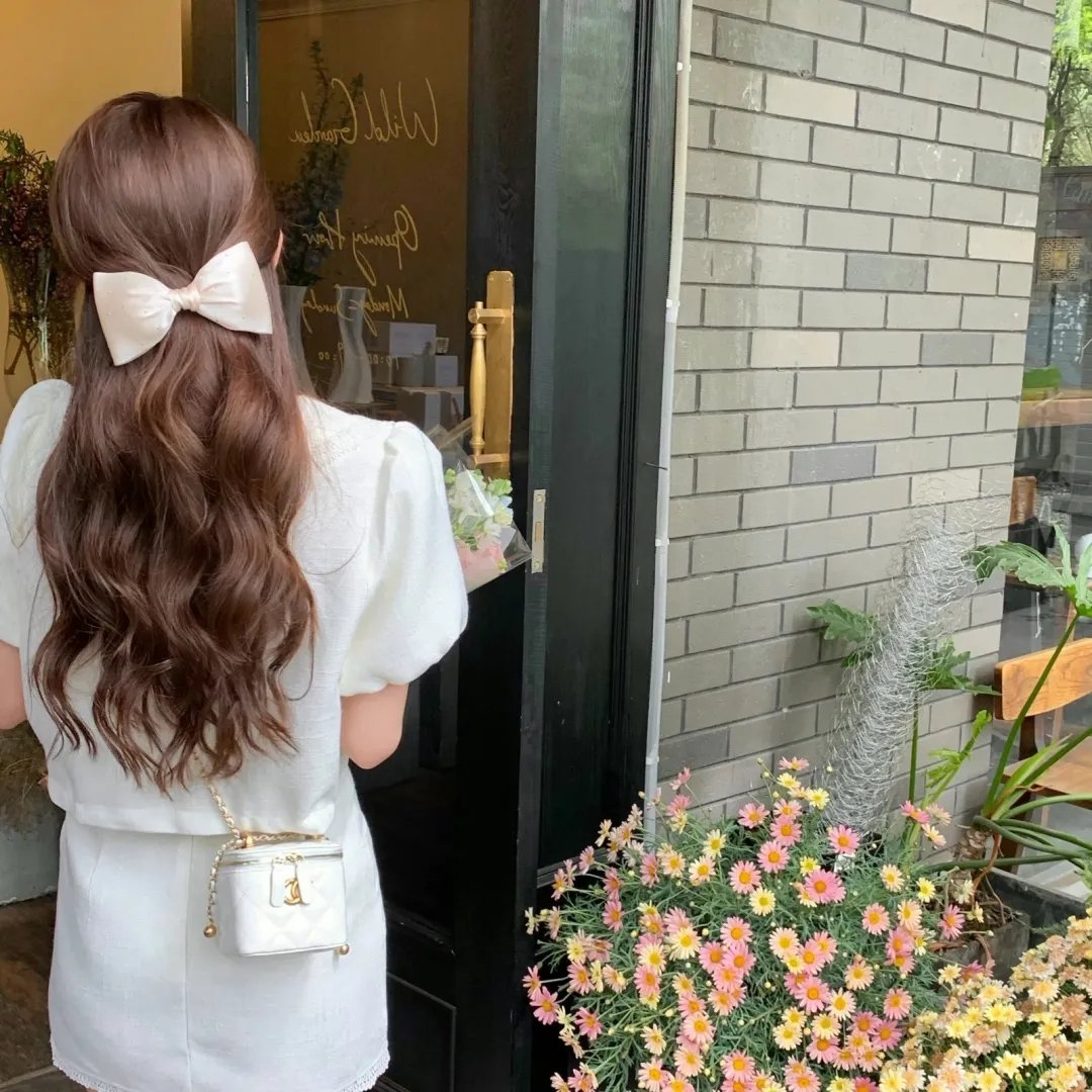 战栗黑洞